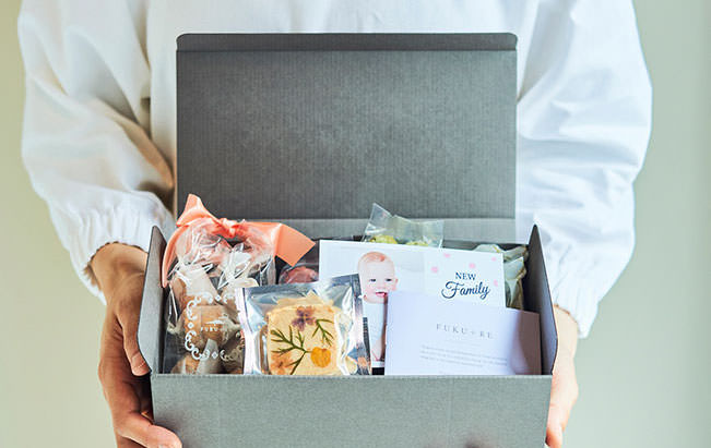 お菓子を贈る気持ちを大切にしたギフト