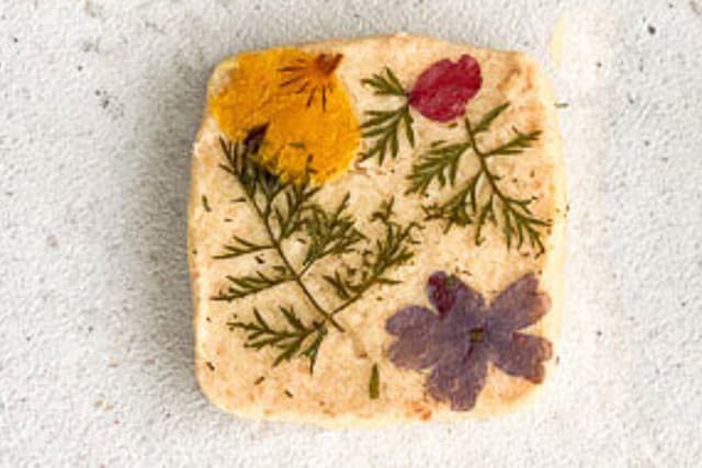 フラワーシャワー