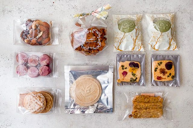 母の日限定、焼き菓子と紅茶、ジャムの詰め合わせギフト